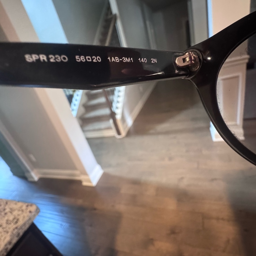 Prada Black Oversized Sunglasses - Picture 5 of 5
